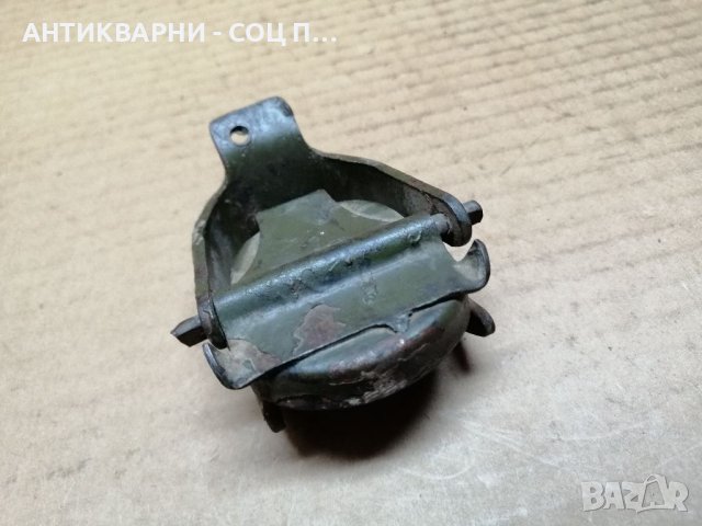 Стара Соц Метална Капачка За Военни Туби За Гориво / 10 - 20 Литрови. , снимка 3 - Антикварни и старинни предмети - 40541245