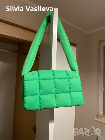 Зелена чанта H&M, снимка 1 - Чанти - 43107291