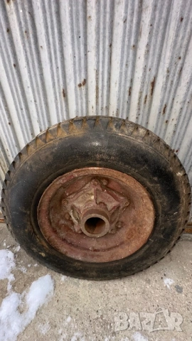 Джанта с гума 4,5 х 9 за мотофреза, стоп, главина, снимка 3 - Селскостопанска техника - 44230757