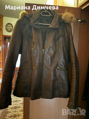 Бутиково дамско яке от естествена кожа с качулка и естествен пух, снимка 3 - Якета - 53240681
