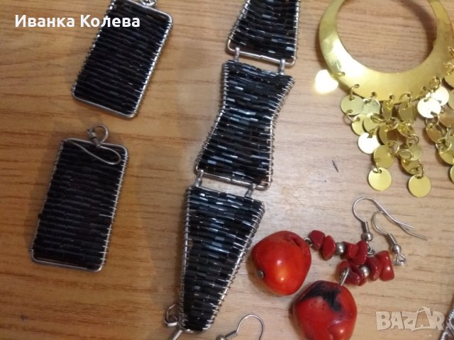 Обици и гривна, снимка 3 - Бижутерийни комплекти - 26916091