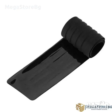 Гумена Декорация За Задна Броня 2002 Черна и с червен кант, снимка 2 - Аксесоари и консумативи - 48063701