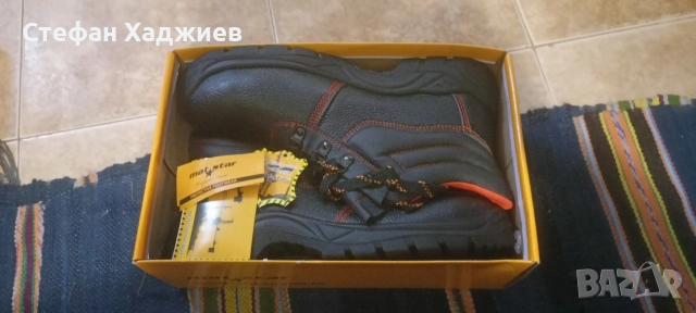 Работни обувки за строителството и др.