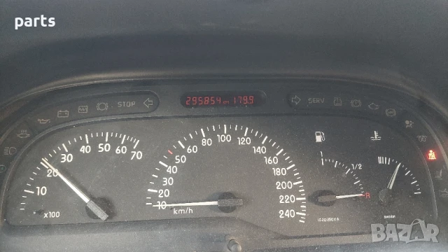 Рено Лагуна 2.0 Бензин На части, снимка 11 - Автомобили и джипове - 51398752