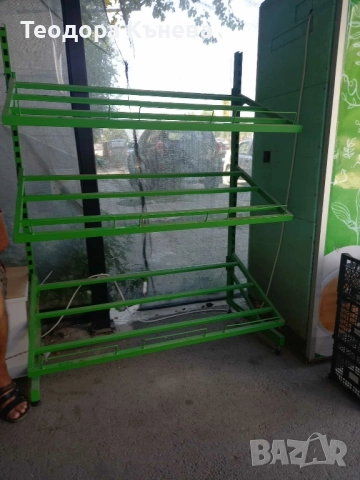 Стелажи за плодове и зеленчуци 