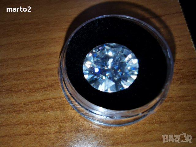 Скъпоценен камък Мойсанит, 5 карата, Разрез - "Брилянт", Сертификат, снимка 6 - Други - 37331849