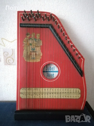 Цитра, струнен музикален инструмент от миналият век. , снимка 2 - Антикварни и старинни предмети - 53213384