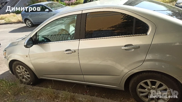 Шевролет Соник 1,8 2016г., снимка 4 - Автомобили и джипове - 50727400