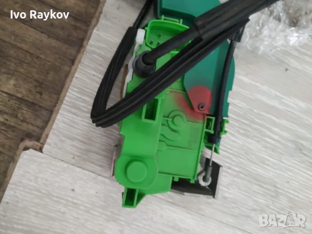 Предна лява брава за  Alfa Romeo Mito , снимка 4 - Части - 47283443