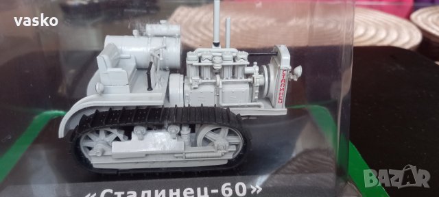 Сталинец-60,нов,1:43, снимка 2 - Колекции - 33209966