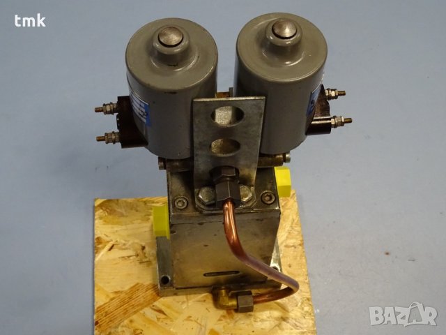 Пневматичен разпределител MEZ 6VZ за преса, гилотина, абкант, снимка 2 - Резервни части за машини - 32779652