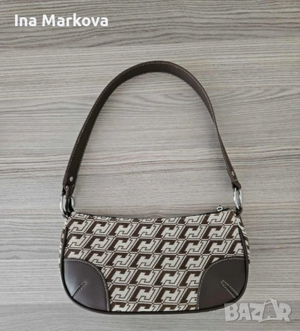 Дамски чанти(H&M, Bershka, David Jones), снимка 2 - Чанти - 53473602