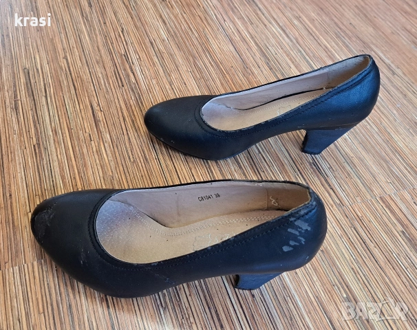 2 чифта Дамски обувки N39, снимка 5 - Дамски елегантни обувки - 53178708