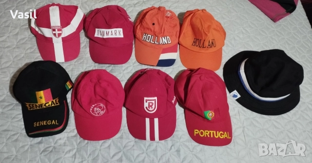 Шапки на много отбори