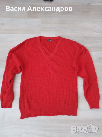 Продавам пуловер, снимка 1 - Пуловери - 39120947