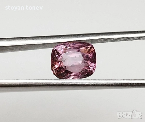 Шпинел с интензивен оранжево розов цвят и произход Бирма 1.09кт.! Нов!, снимка 2 - Други - 50499224