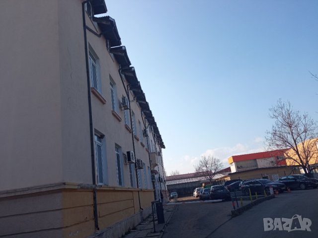 Склад на летище София 