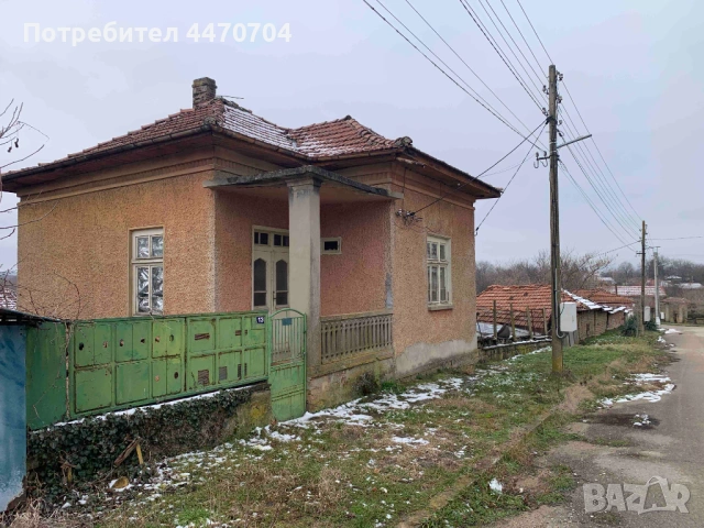 КЪЩА С ДВОР И ГЕРАН В С. ДОЙРЕНЦИ – 30 000 €