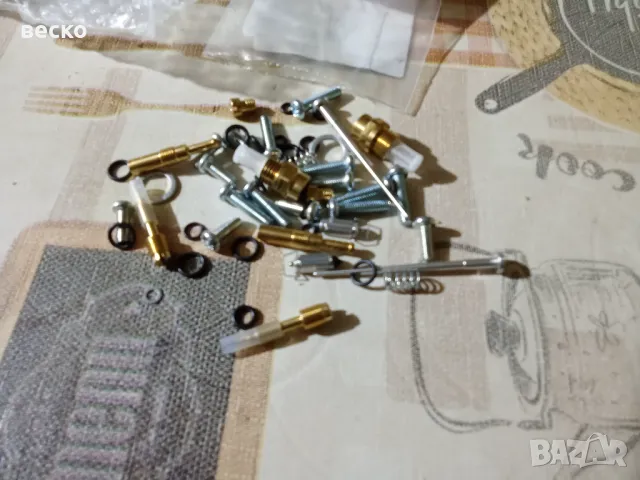 Гарнитури елементи за карбуратор Хонда Голдуинг 1500, снимка 4 - Части - 49250457