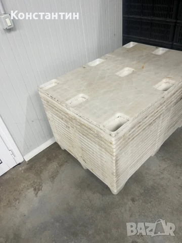 Пластмасови палети