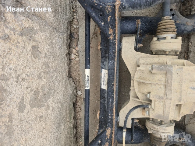 заден мост vw touareg 3.2 2005 год, снимка 4 - Части - 50749651