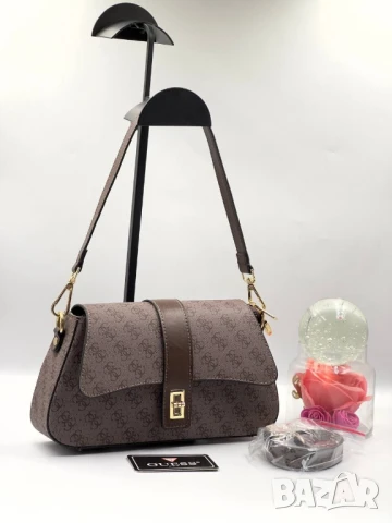 чанти guess , снимка 7 - Чанти - 51302929