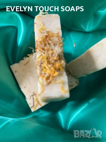 натурален сапун Слънце и Невен – ръчно направен сапун със сухо козе мляко и куркума, снимка 2 - Козметика за тяло - 51104701