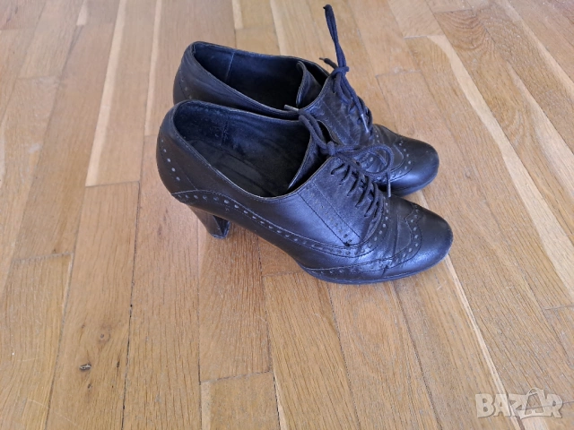 Обувки с връзки отпред с малка платформа и ток - размер №35, снимка 2 - Дамски обувки на ток - 53519340