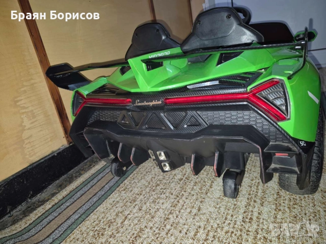 RC кола - Клас:суперкар (2 месеца, практично нова) , снимка 4 - Детски велосипеди, триколки и коли - 52526217