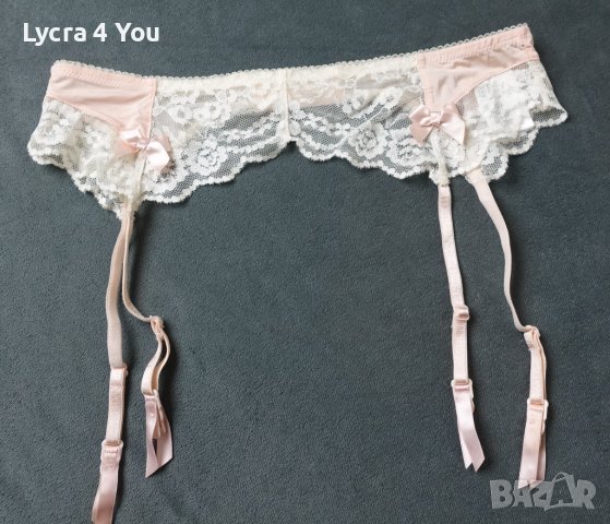 М луксозен колан с жартиери и бяла дантела