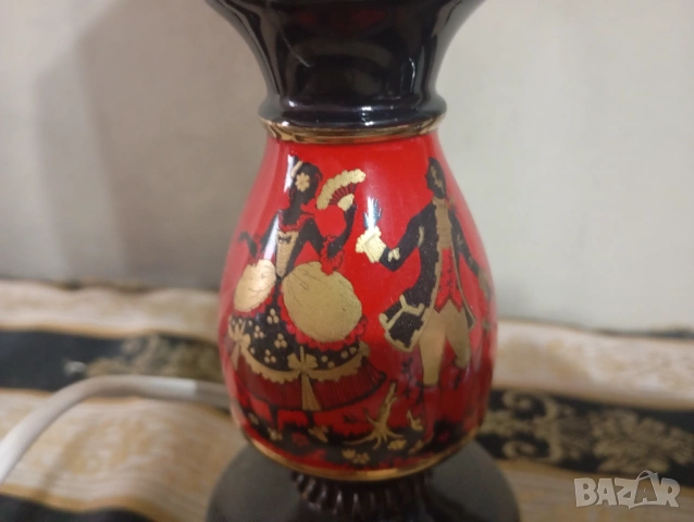 Винтидж настолна лампа , снимка 2 - Настолни лампи - 53214373