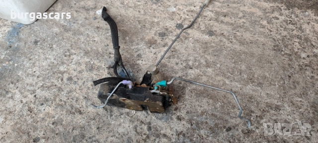 Брава предна дясна врата Chrysler PT Cruiser 