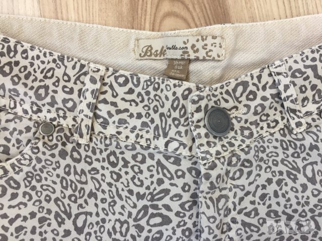 Къси панталонки BERSHKA, size 26, дънков плат, леопардови шарки, много запазени, снимка 5 - Къси панталони и бермуди - 28977637