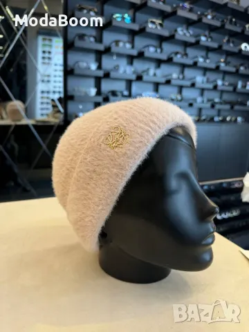 Loewe дамски комплекти различни цветове , снимка 2 - Шапки - 48180833