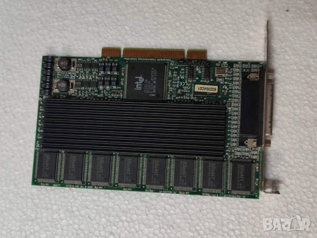 Части платка компютърна intel видео за 4 монитора 