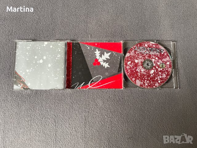 Justin Bieber / Джъстин Бийбър диск Under The Mistletoe , снимка 4 - CD дискове - 38644978