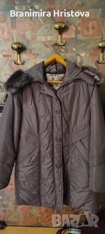 Дамско зимно яке/пухенка с качулка и пух – цвят графит/сиво-лилаво (в много добро състояние)