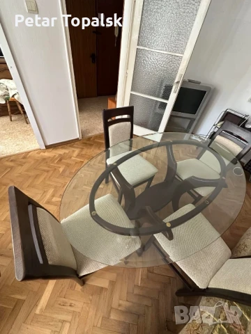 Кухненска маса и четири стола, снимка 3 - Маси - 51244016