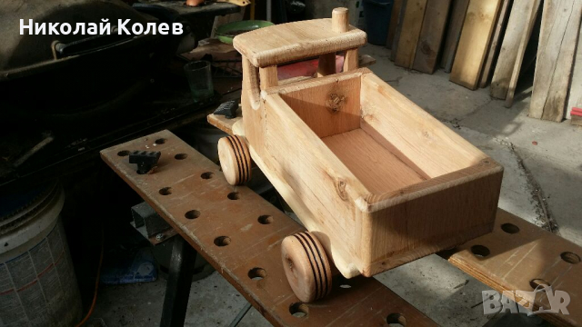 Дървено камионче играчка  изработено от френски дъб в, снимка 4 - Коли, камиони, мотори, писти - 36403018