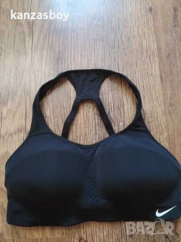 nike sport bras - страхотно бюстие КАТО НОВО S, снимка 5 - Корсети, бюстиета, топове - 51339762
