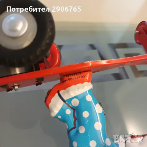 Стара механична ламаринена играчка с ключ работеща, снимка 9 - Колекции - 48144356