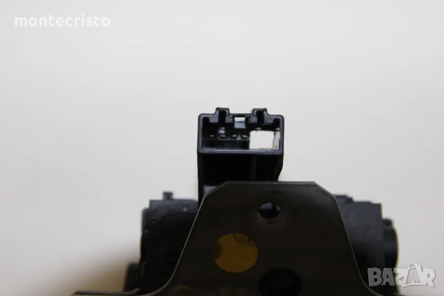 Брава заден капак Ford Focus C-Max (2010-2014г.) 8M51R442A66DA / 8M51-R442A66-DA / 1920840, снимка 3 - Части - 50655145