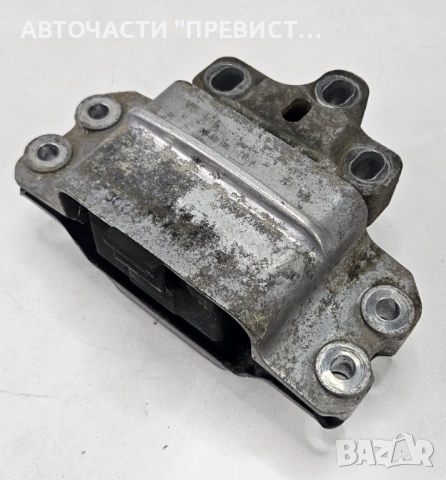 Тампон Двигател Фолксваген Пасат Б6 VW Passat B6 2.0tdi 2005-2010 OEM 3c0199555