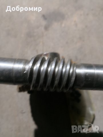 Червяк, снимка 4 - Стругове - 27962258