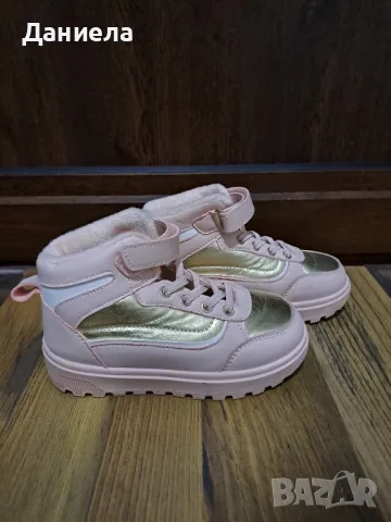 Високи сникърси, боти 28 номер, снимка 4 - Детски боти и ботуши - 48136067