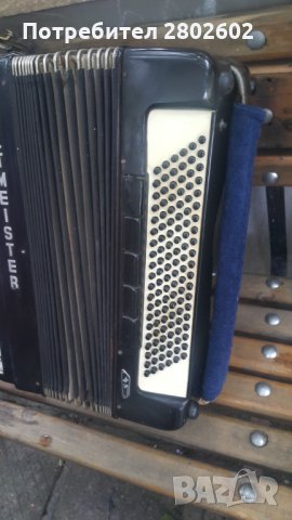 Продавам акордеон С4 S4 