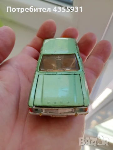 рядка стара метална количка Ford Gama , снимка 2 - Колекции - 51071835