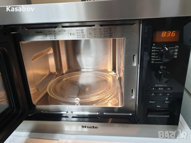 17L - Miele M8151-2 Микровълнова Фурна с Грил за вграждане, снимка 4 - Микровълнови - 53557295