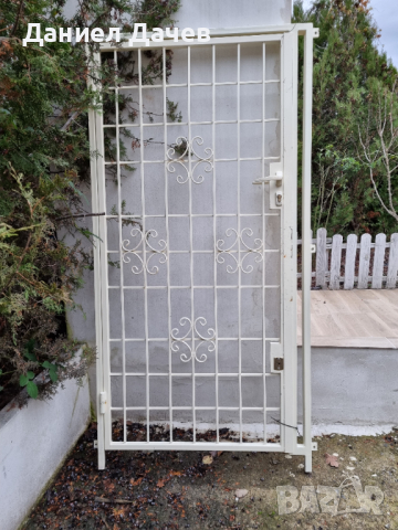 Желязна врата-решетка