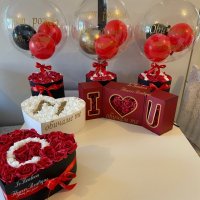 Посребрено колие с обеци в кутия с рози и бонбони Линдор -подарък жена , снимка 6 - Бижутерийни комплекти - 35616730